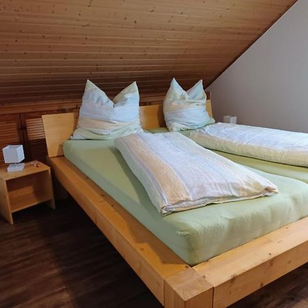Ferienwohnung Kittel Oberzissen Exterior foto